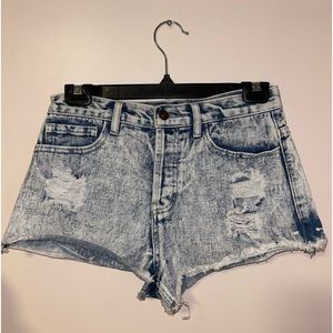 Forever 21 Premium Denim Shorts Cute High Waisted GREAT CONDITION Size 26